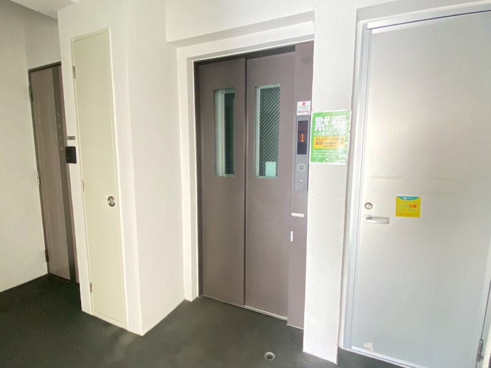 エレベーター1 | NeXay美栄橋