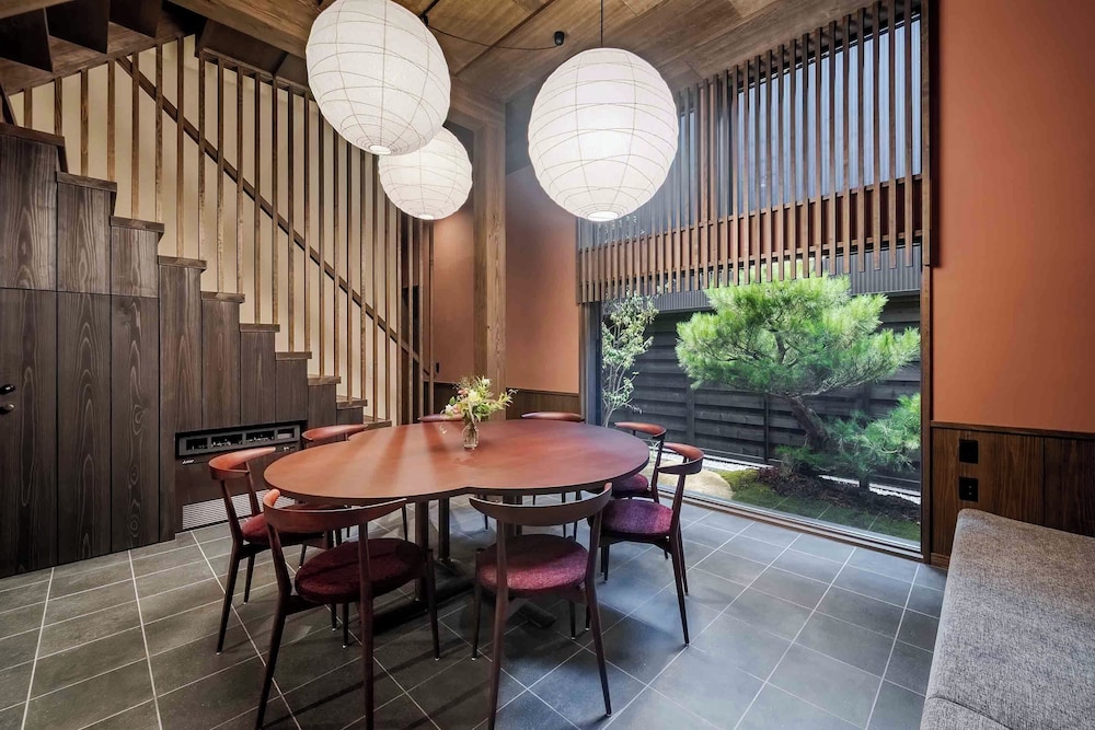 和風ハウス 3 ベッドルーム キッチン ガーデンビュー リビング エリア2 | 町家あさとゆう