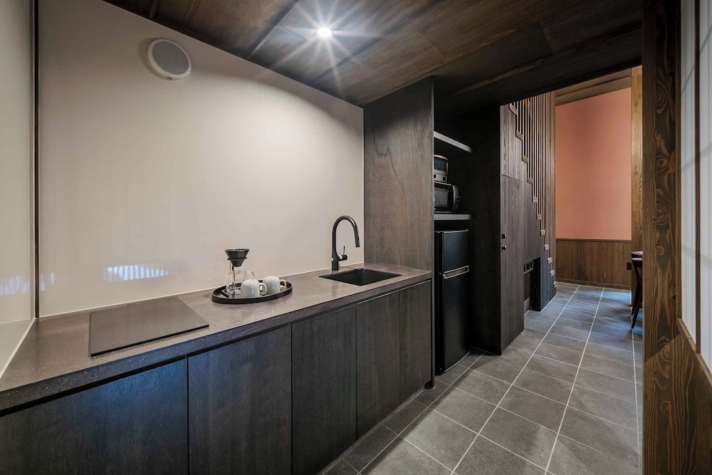 和風ハウス 3 ベッドルーム キッチン ガーデンビュー 専用キッチン0 | 町家あさとゆう