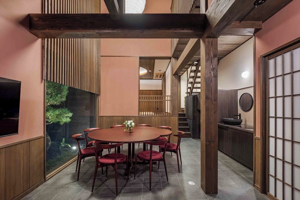 トラディショナル ハウス 3 ベッドルーム キッチン ガーデンビュー ダイニングルーム0 | 町家あさとゆう