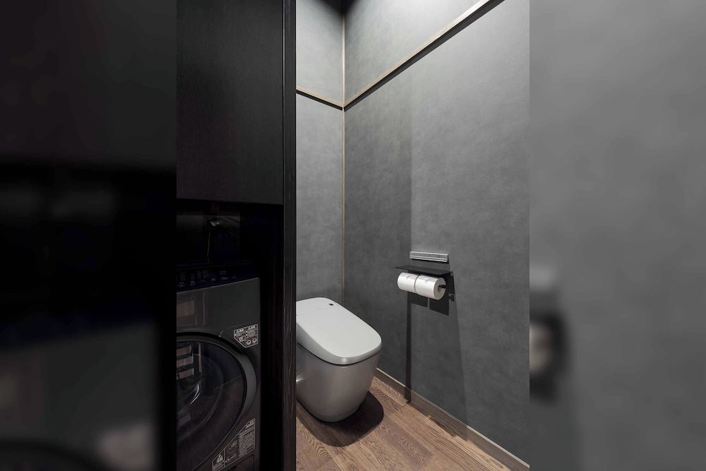 和風ハウス 3 ベッドルーム キッチン ガーデンビュー バスルーム1 | 町家あさとゆう