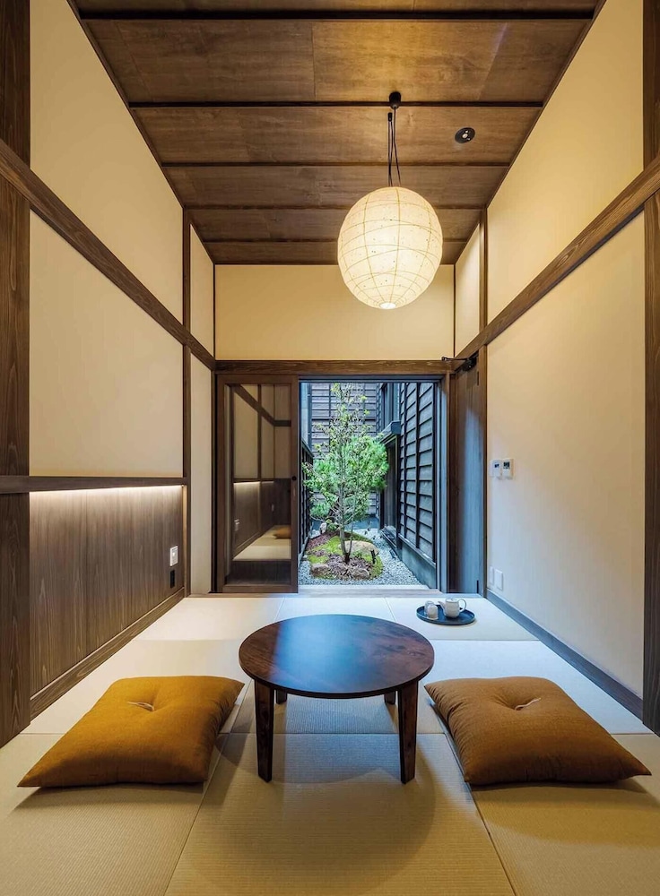 和風ハウス 3 ベッドルーム キッチン ガーデンビュー 客室6 | 町家あさとゆう