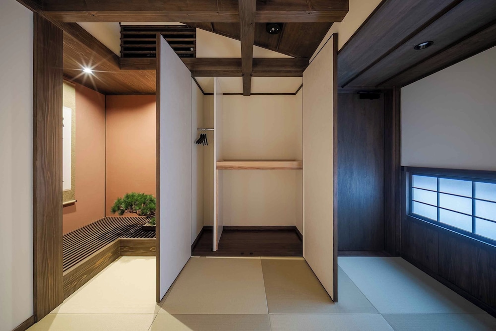 和風ハウス 3 ベッドルーム キッチン ガーデンビュー 客室14 | 町家あさとゆう