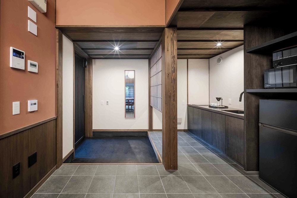 和風ハウス 3 ベッドルーム キッチン ガーデンビュー 客室5 | 町家あさとゆう