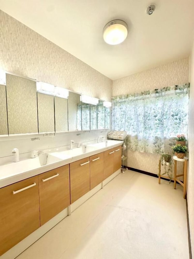 スーペリア ツインルーム マウンテンビュー バスルームのシンク0 | YUZAWA Yukinoyado