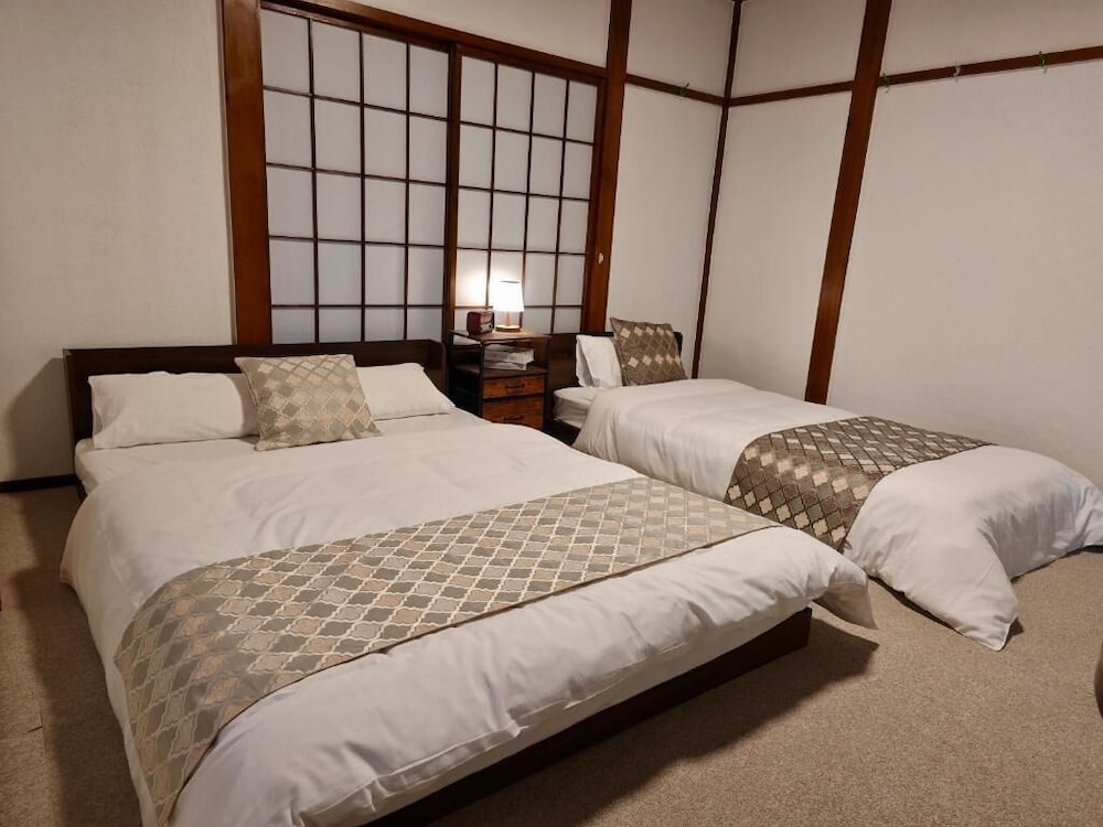 スーペリア ツインルーム マウンテンビュー 客室6 | YUZAWA Yukinoyado