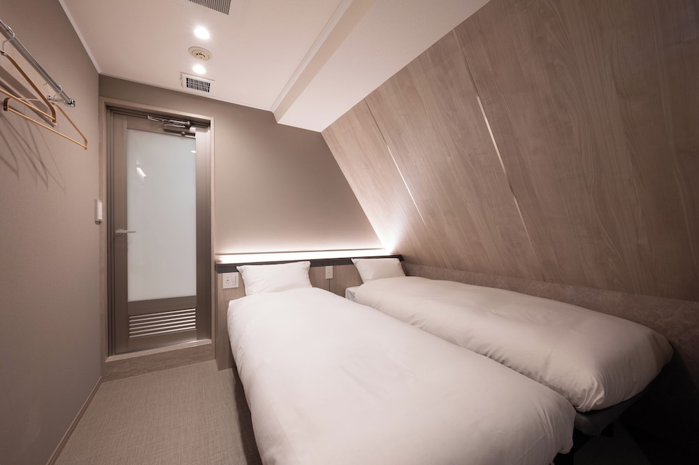 スタンダード ダブルまたはツインルーム | EISEI STAY Ikebukuro Nishi