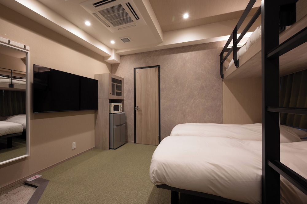 トリプルルーム 禁煙 電子レンジ テレビ0 | EISEI STAY Ikebukuro Nishi