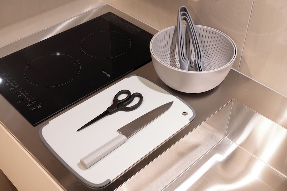 ファミリー スタジオスイート 専用キッチン3 | EISEI STAY Ikebukuro Nishi