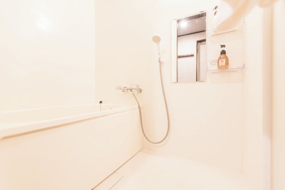 コンフォート スイート シティビュー バスルーム1 | b&黒門1号店