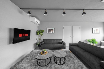 WHITEGARDEN YIG STAY