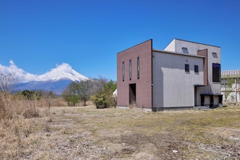 The Deer Valley Yamanakako