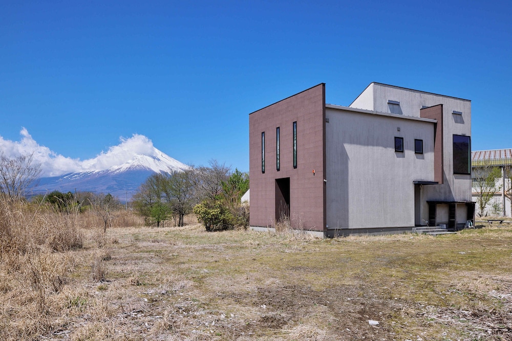 メインイメージ | The Deer Valley Yamanakako