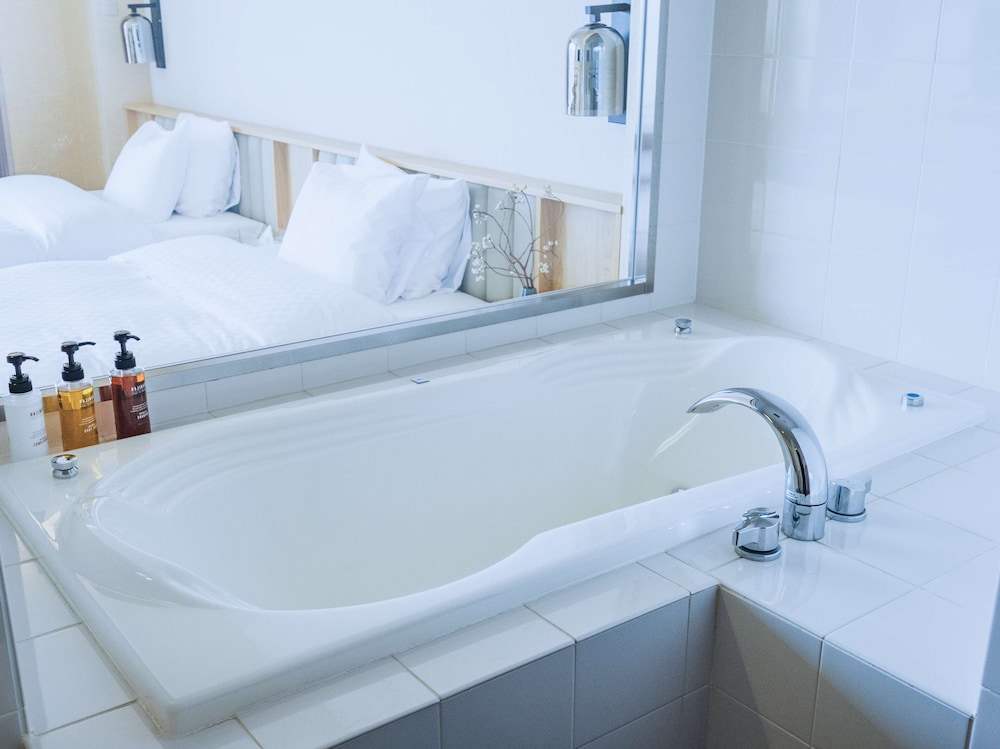 ファミリー スイート バスルーム1 | 富良野ホテル　