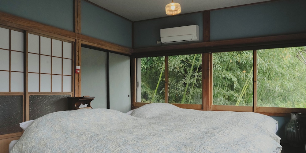 トラディショナル ヴィラ レイクビュー 客室3 | THE LAKE 河口湖暮らし