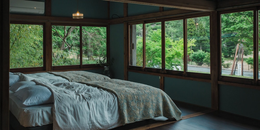 トラディショナル ヴィラ レイクビュー 客室4 | THE LAKE 河口湖暮らし