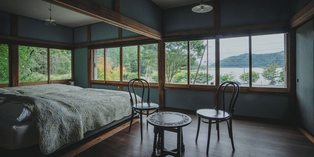 トラディショナル ヴィラ レイクビュー | THE LAKE 河口湖暮らし