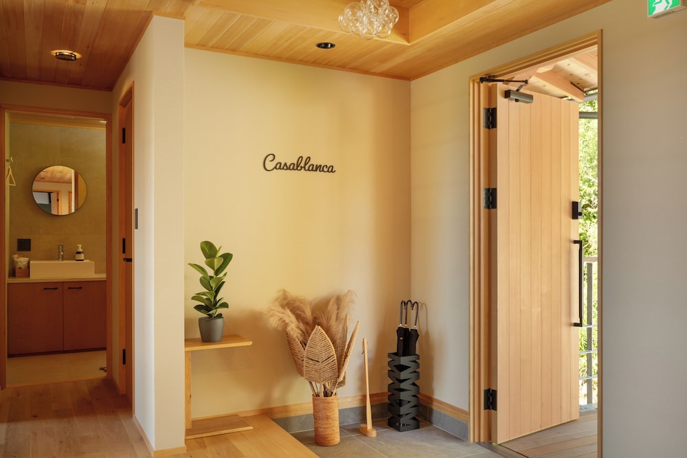 内部エントランス1 | Casablanca Villa Hakone 内部エントランス1 | Casablanca Villa Hakone