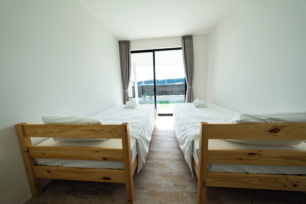 ヴィラ バルコニー シービュー 客室17 | theView 三浦市晴海町