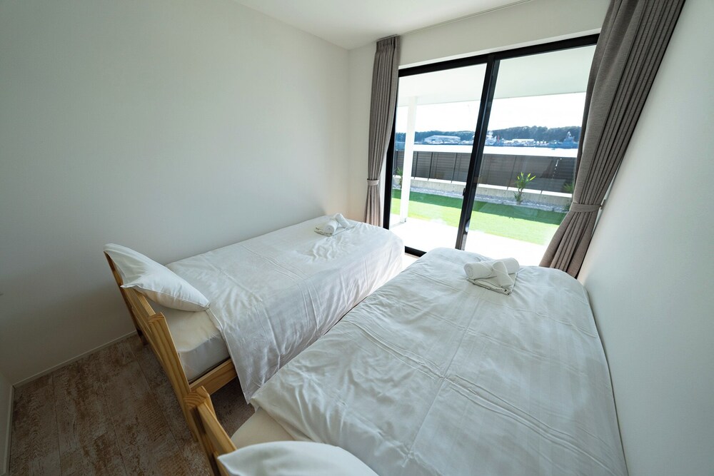 ヴィラ バルコニー シービュー 客室4 | theView 三浦市晴海町