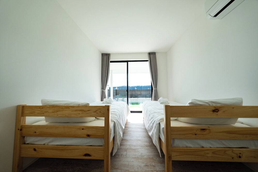 ヴィラ バルコニー シービュー 客室14 | theView 三浦市晴海町