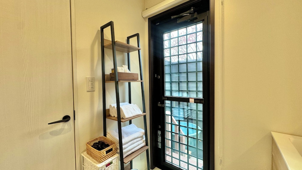 (瑠璃)クラシック/露天風呂/プライベートドッグラン/バーベキューグリル/禁煙 バスルーム2 | Solana伊豆高原