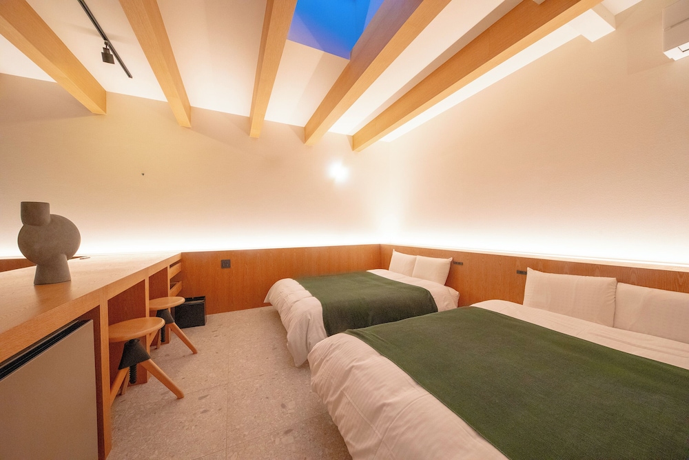 スーペリア ツインルーム 客室1 | ホテル 二灯