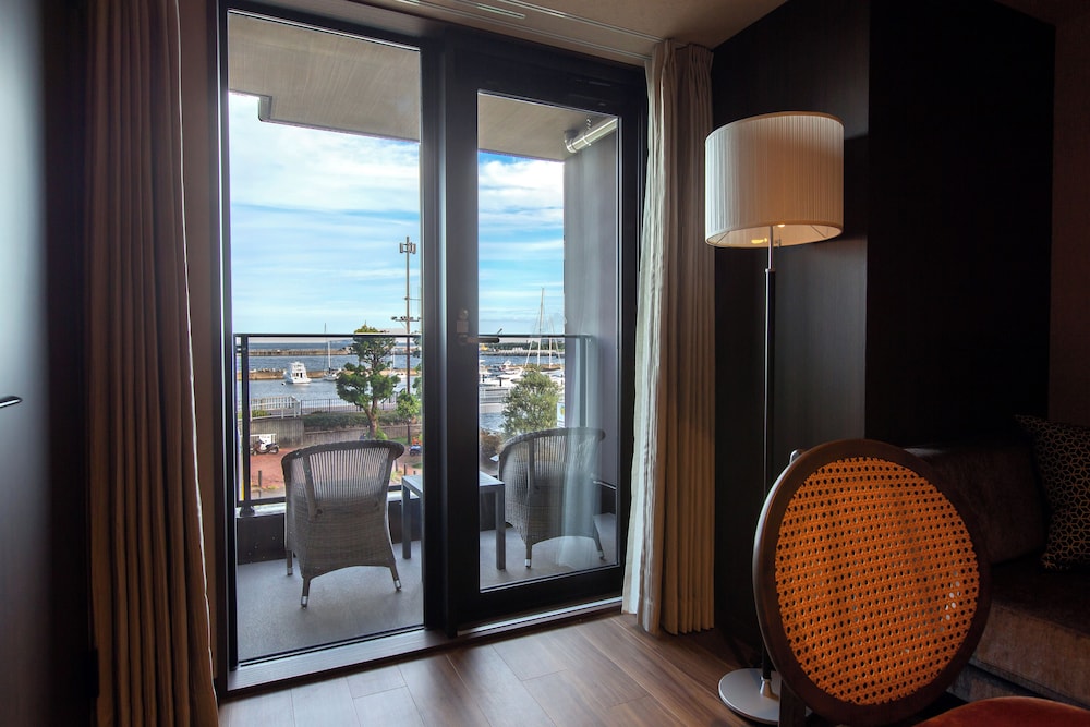 スーペリア ツインルーム 客室1 | 熱海 ホテル渚館