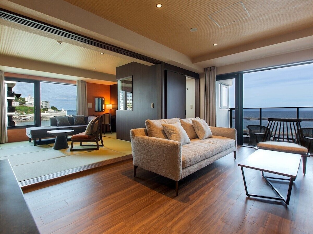 エグゼクティブ ツインルーム オーシャンビュー | 熱海 ホテル渚館