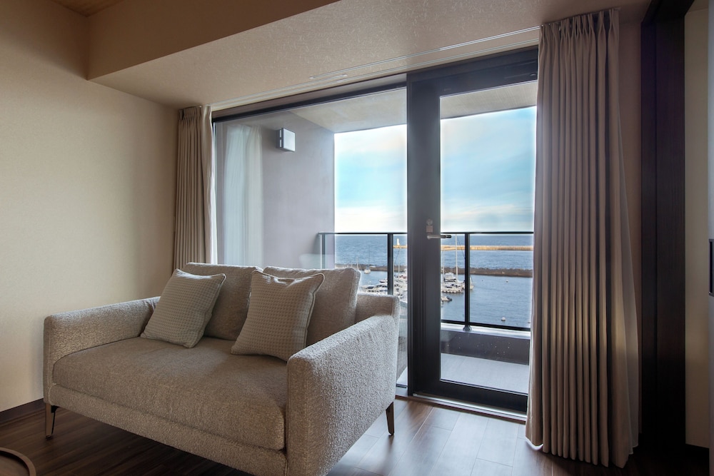 エグゼクティブ ツインルーム 客室2 | 熱海 ホテル渚館