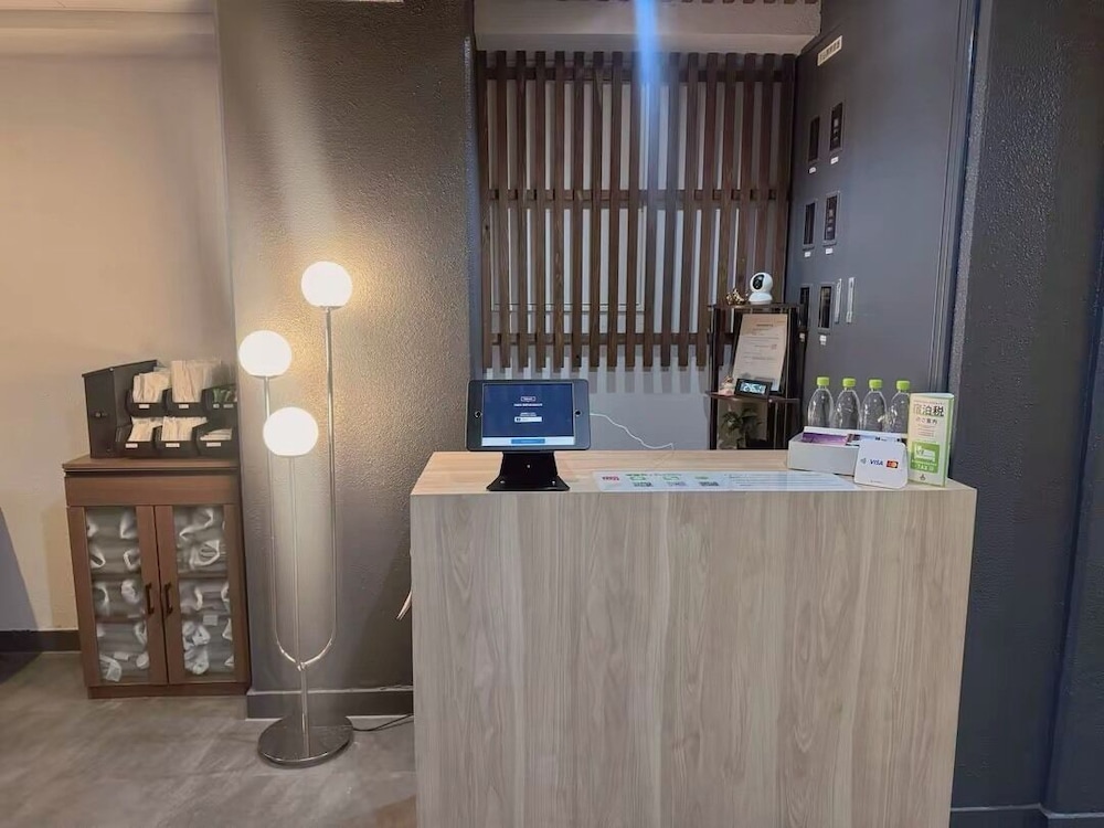 フロント1 | COCO 呉服町