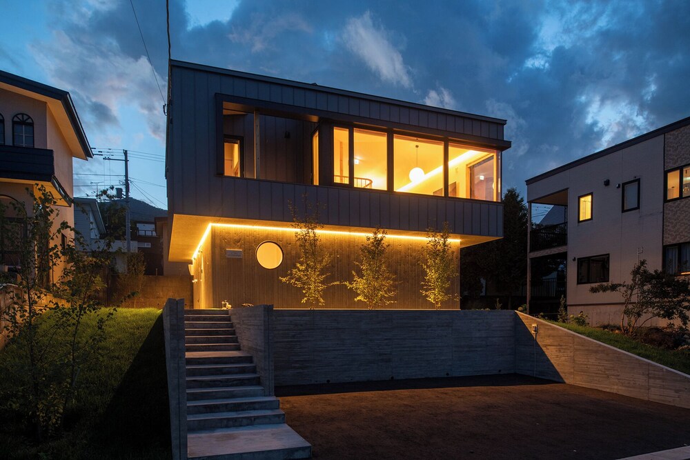 外観1 | Hosanna by H2 Life