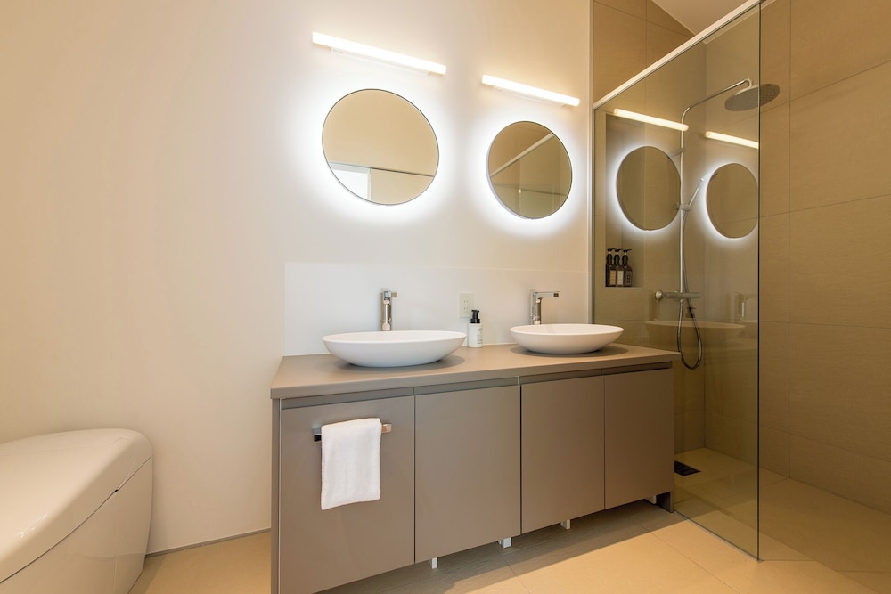 ハウス 禁煙 バスルームのシンク1 | Hosanna by H2 Life