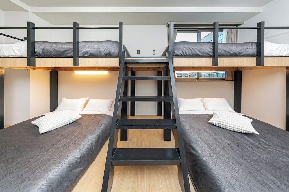 ファミリー スイート 客室2 | Hotel Edge Nakasu