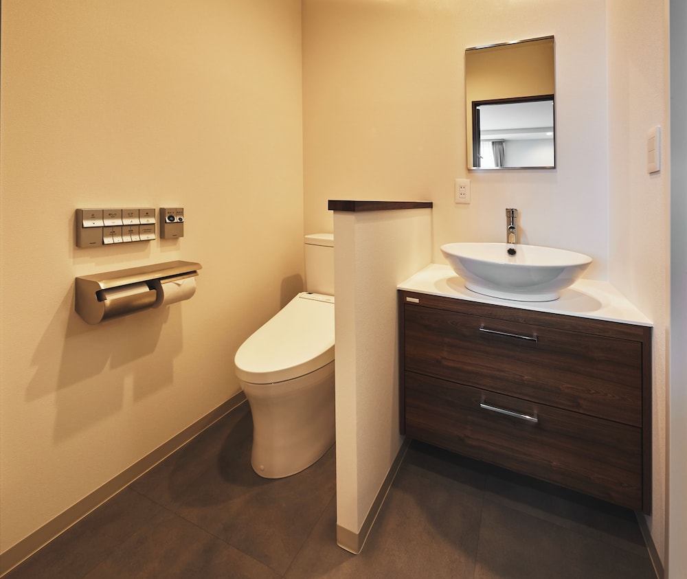 ベーシック ツインルーム バスルーム0 | Hotel Edge Nakasu