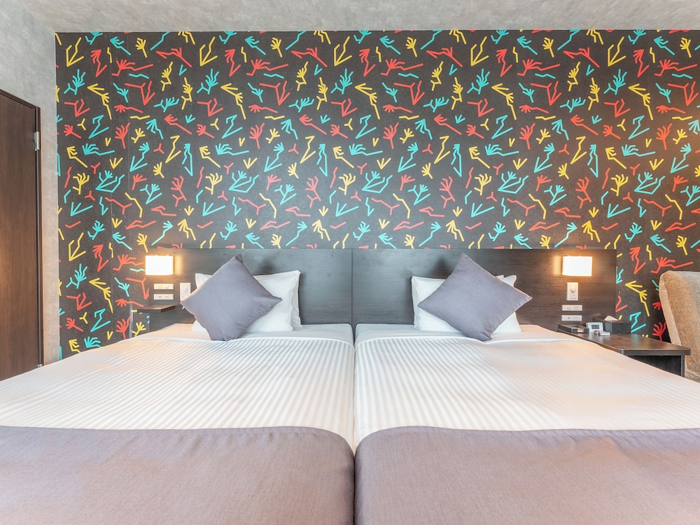 デザイナーズコーナーツイン 禁煙 客室11 | リブマックスさきしまコスモタワーホテル