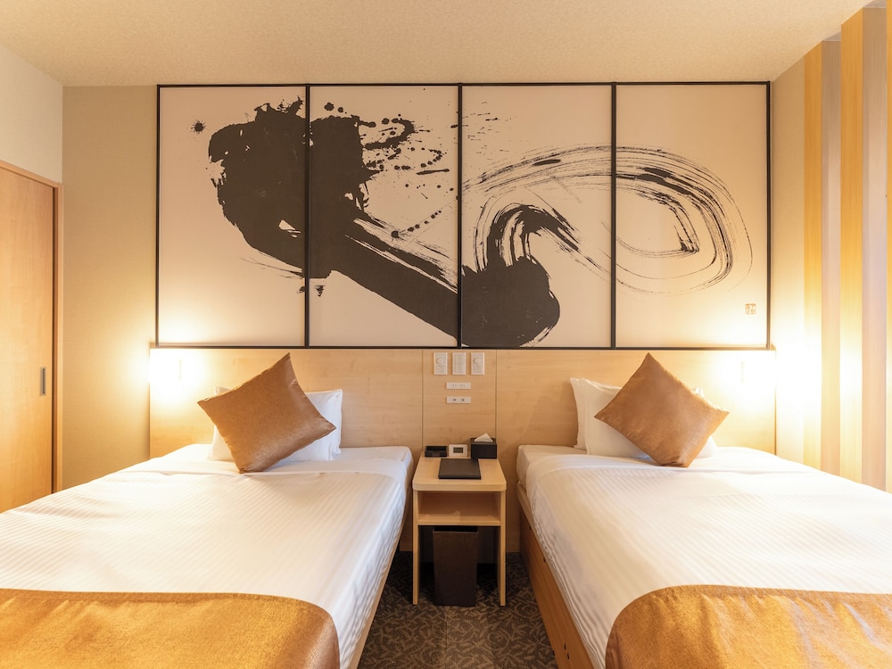 コンフォート和洋室 禁煙 客室7 | リブマックスさきしまコスモタワーホテル