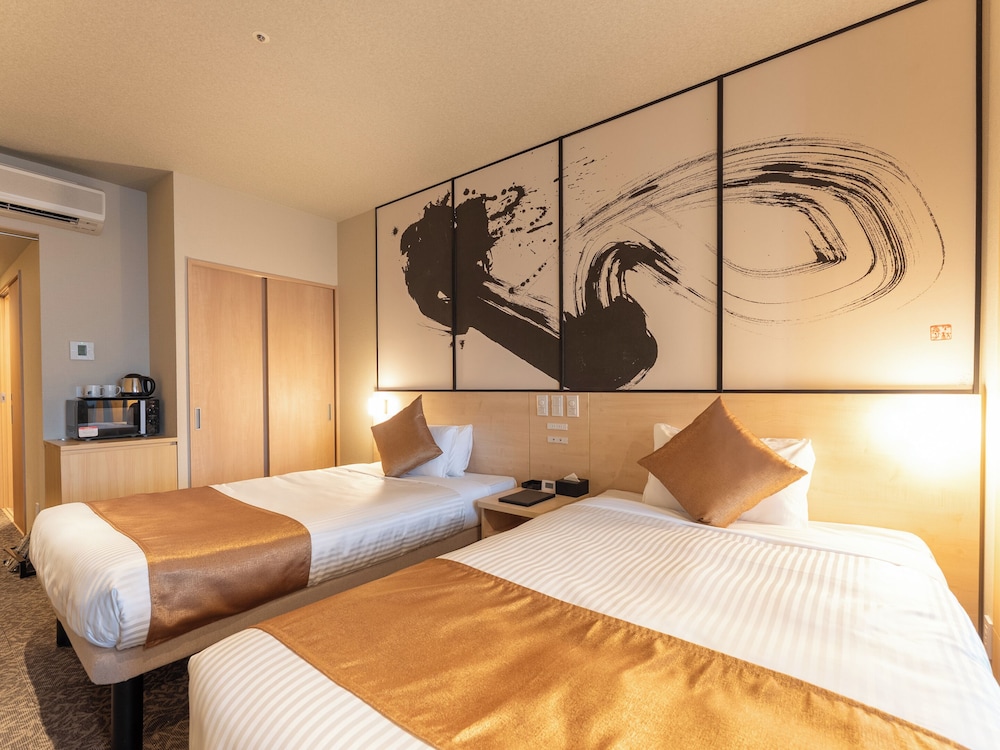 コンフォート和洋室 禁煙 客室6 | リブマックスさきしまコスモタワーホテル