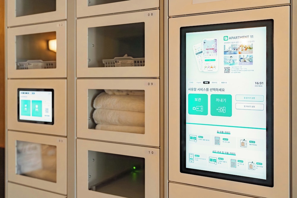 自動販売機1 | Apartment Hotel 11 Shinimamiya 3 | Apartment Hotel 11 Shinimamiya 3
