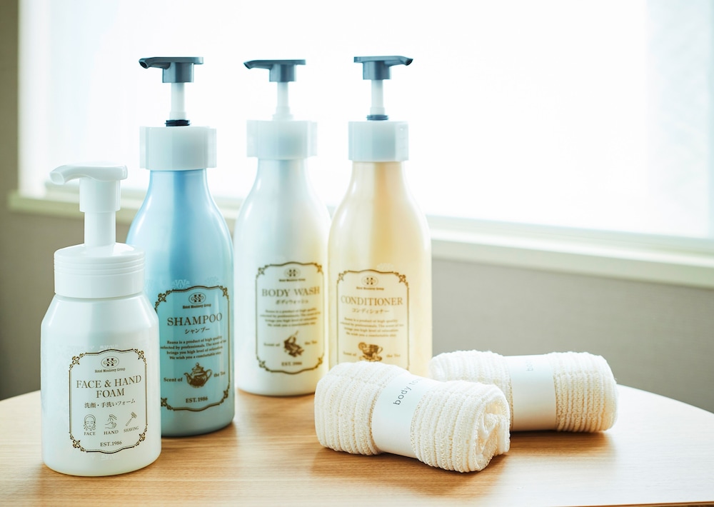 スタンダード ダブルルーム キングベッド 1 台 禁煙 客室1 | ホテルモントレ ラ・スール那覇