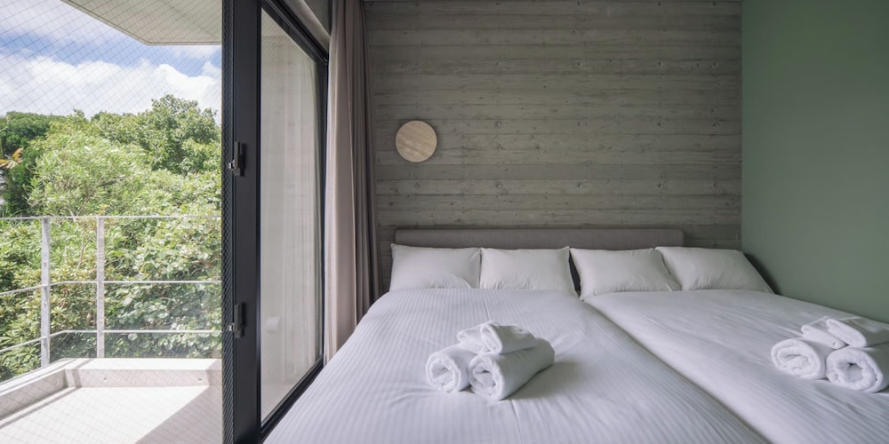 ヴィラ 3 ベッドルーム プライベートプール 客室14 | セレビィ 読谷