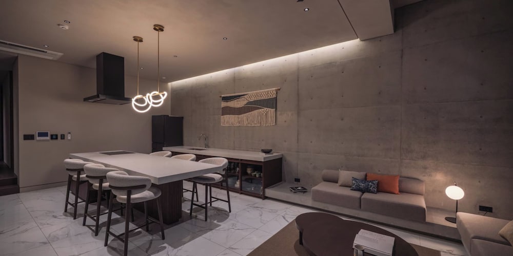 ヴィラ 3 ベッドルーム プライベートプール 客室35 | セレビィ 読谷