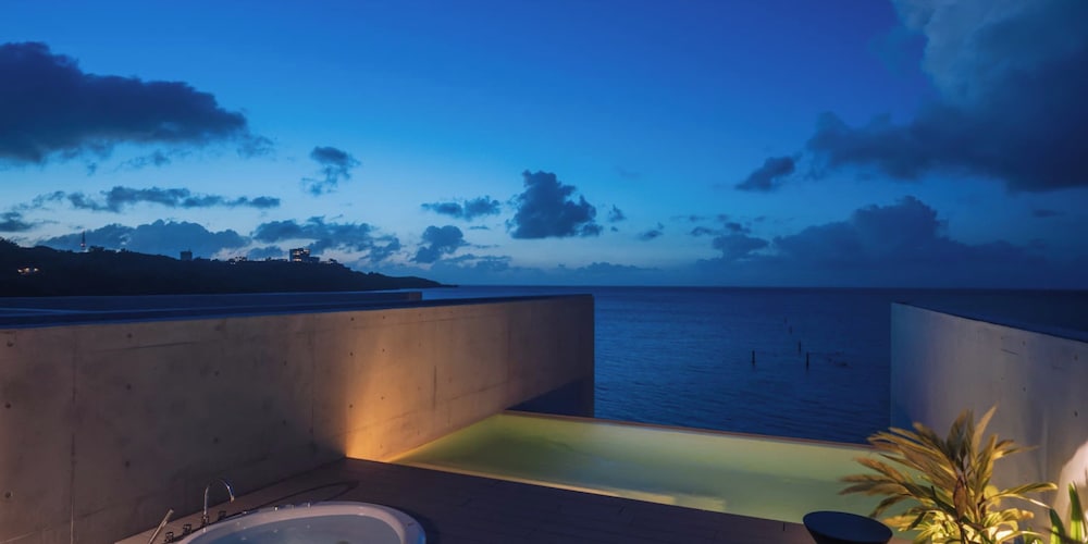 ヴィラ 3 ベッドルーム プライベートプール テラス / パティオ4 | セレビィ 読谷