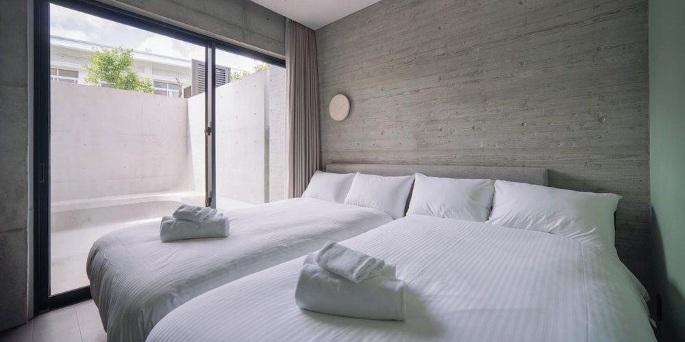 ヴィラ 3 ベッドルーム プライベートプール 客室29 | セレビィ 読谷