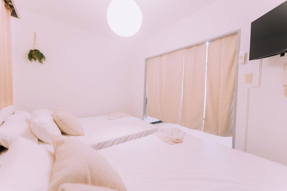 アパートメント ダブルベッド 2 台 禁煙 客室15 | Showa Bloom · 新宿と代々木が近い宿泊施設