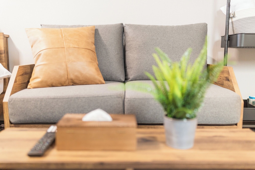 コンフォート 4 人部屋 バルコニー シティビュー 客室3 | b&Namba2