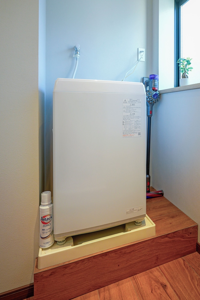 デラックス スイート リビング エリア6 | 中野ワールドホテル