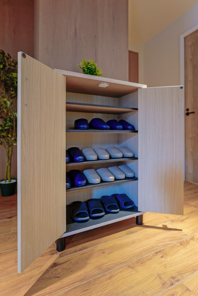 デラックス スイート 2 ベッドルーム 専用バスルーム シティビュー 客室の設備とサービス7 | 中野ワールドホテル