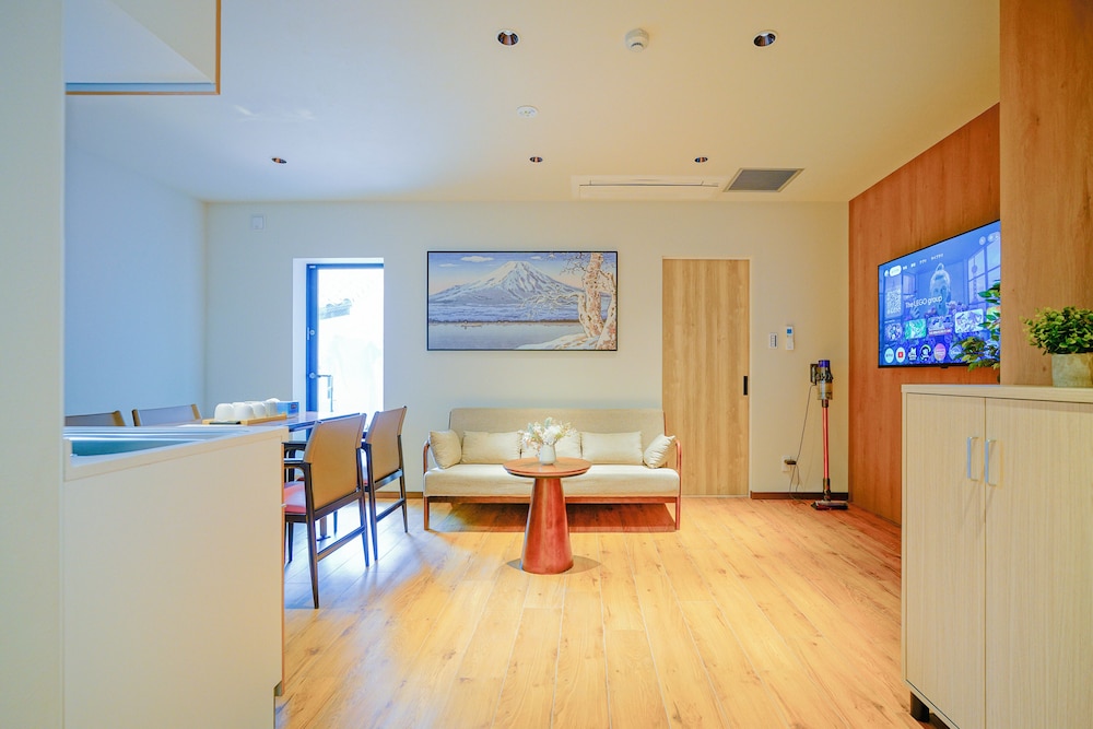 メインイメージ | 中野ワールドホテル メインイメージ | 中野ワールドホテル