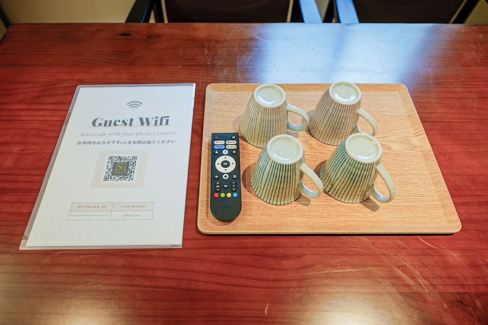 クラシック ルーム 禁煙 専用バスルーム 客室内のダイニングエリア2 | 中野ワールドホテル